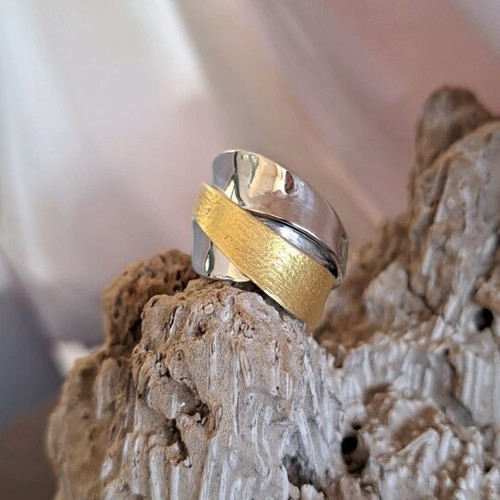 Silver ring 925 new with matte gold plating, size EU 53