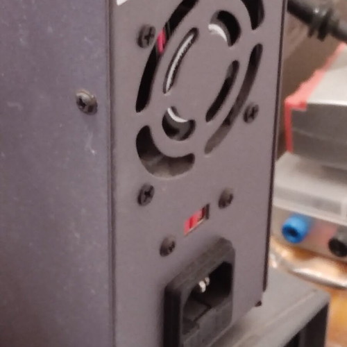 Adjustable bench power supply 0-30V 0-5A