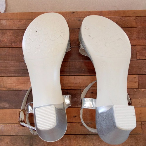 Silver sandals like new, size 36, 6cm heel