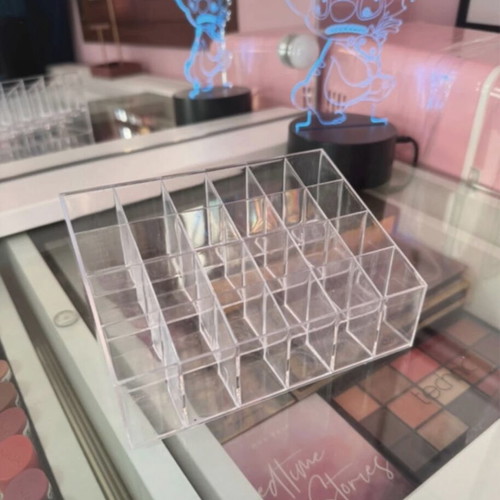Acrylic makeup organizer 24 slots like new, for lipstick storage