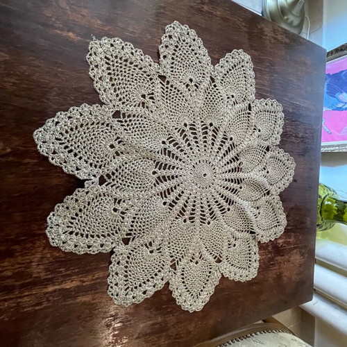 Gold embroidery 53x53 like new