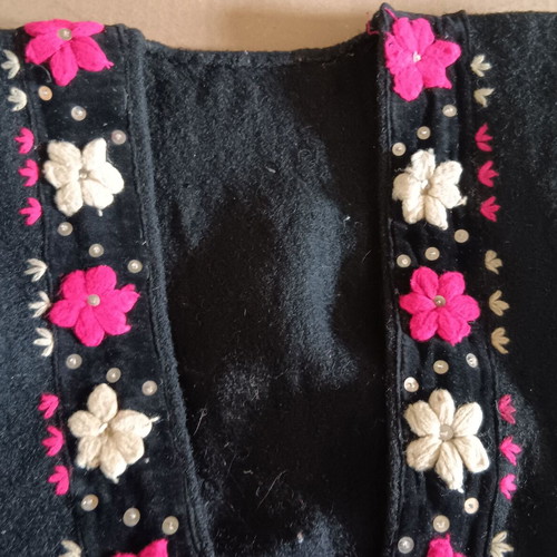 Collectible traditional wool dress used, size 46
