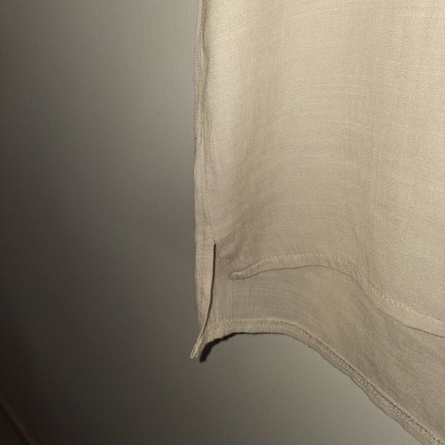 Doca blouse beige V-neck with decorative buttons like new