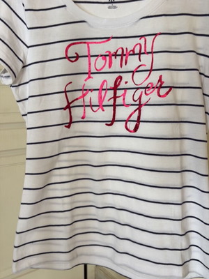 Tommy Hilfiger tshirt white with blue stripes size M like new