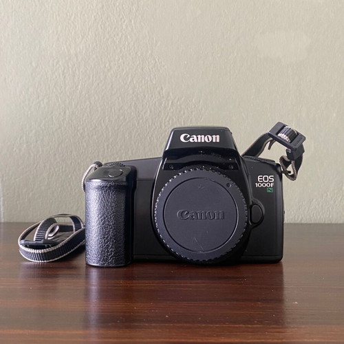 Canon EOS 1000FN used SLR camera body