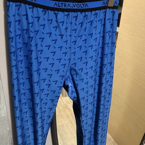 Altra Volta leggings used, XS, black and blue, double waistband