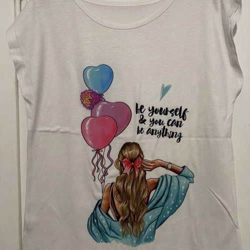 Top woman like new with colorful design and bead details