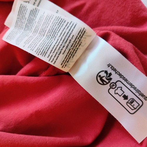 Hey Teacher Artist T-Shirt new, size M, light red