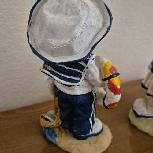 Vintage sailor figurines set of 2, like new resin decoration
