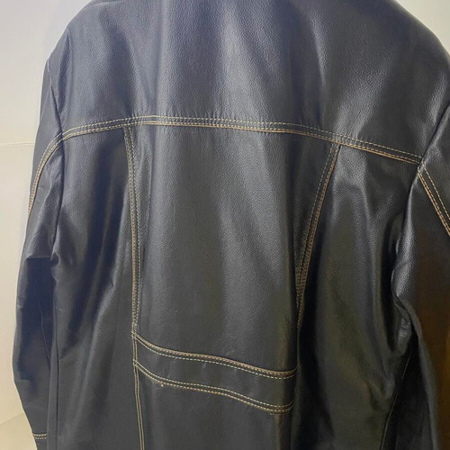 Ricano leather jacket size XL like new, black