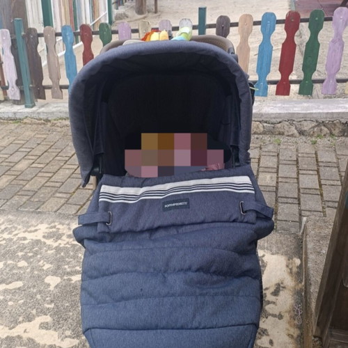 Foppapedretti stroller with reversible seat, port-bebe and car seat 0-13kg used