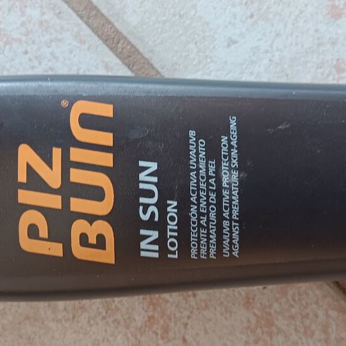Piz Buin tanning lotion SPF 6 new