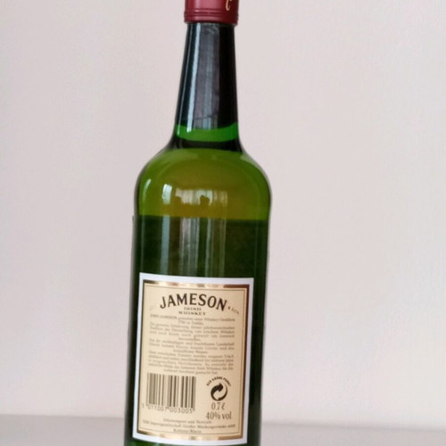 Collectible Jameson Irish Whiskey (Vintage Edition pre-2006) with metal box