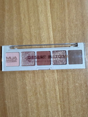 Mua eyeshadow palette like new, shade Dessert Bloom