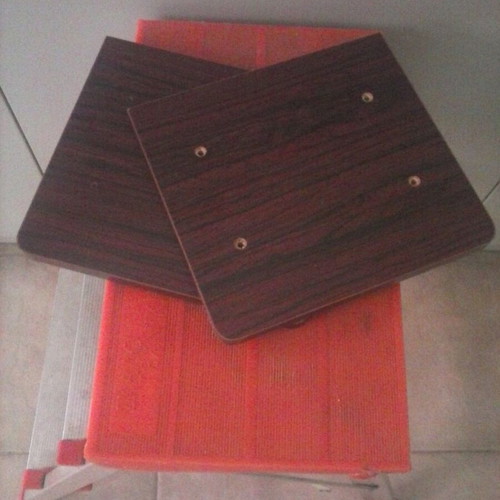 Wooden floor-standing CD tower for 100 CDs mahogany color, new