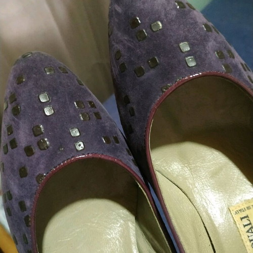 Purple pumps used size 37 with 8 cm heel
