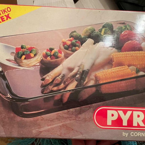 Pyrex rectangular heat-resistant glass baking dish new 36.5x23x5