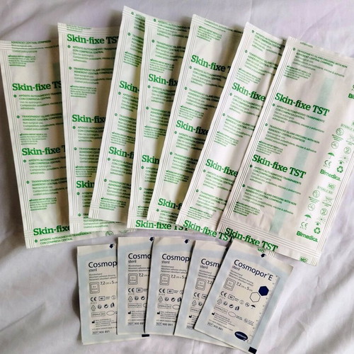 Wound dressing set 12 pieces, 7 waterproof and 5 sterile