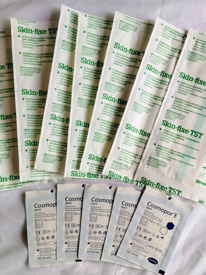 Wound dressing set 12 pieces, 7 waterproof and 5 sterile