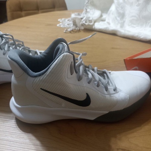 Nike Precision 3 athletic shoes like new, size 44, white and gray