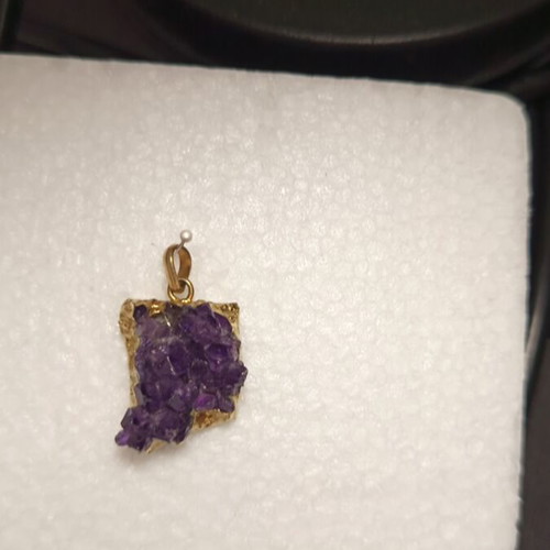 Necklace with amethyst energy crystal