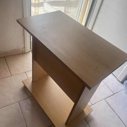 Wooden computer desk on wheels like new