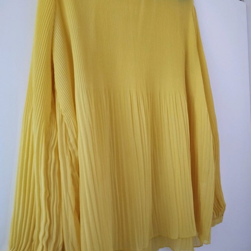 Yellow pleated blouse like new, size XL Be beau