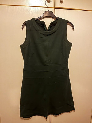 Used Women's Dresses for sale | Vendora Classifieds Used Women's Dresses for sale | Vendora Classifieds