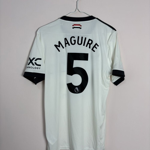 Manchester United jersey Harry Maguire new, sizes S and M