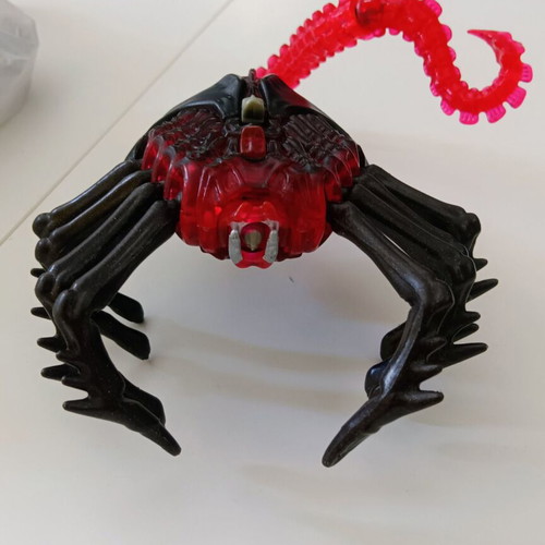 Kenner Aliens Bull Alien & Killer Crab Alien vintage figures set