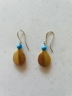 Loisir earrings used, turquoise and gold color
