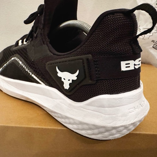 Under Armour Project Rock BSR 3 sneakers No44 like new, black-white