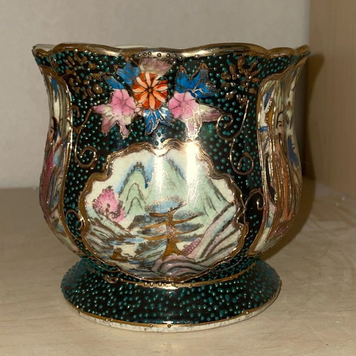 Satsuma vase handmade authentic Japanese, like new