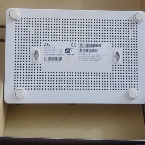ZTE ZXHN H267A VDSL modem router like new in box