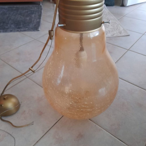 Ceiling light globe with beige crackle glass