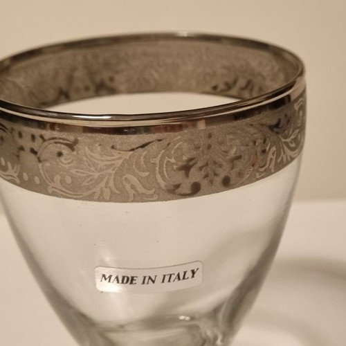 Set of 6 new Italian water glasses with rim design