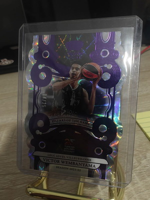 2024-25 Panini Crown Royale EuroLeague Basketball card Victor Wembanyama