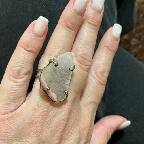 Ring with clear quartz used