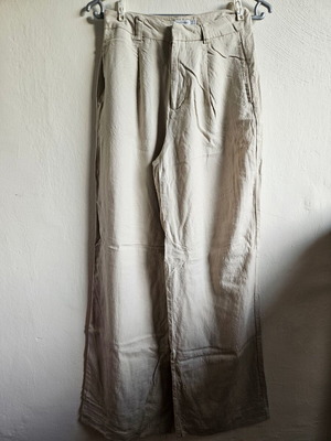 Linen παντελόνι Stradivarius μεταχειρισμένο, μπεζ, ίσια γραμμή, μέγεθος S