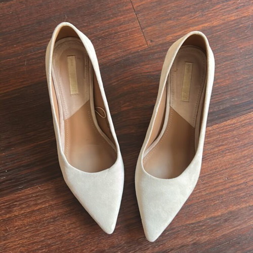 H&M Suede Pumps Cream Beige Size 37 Used