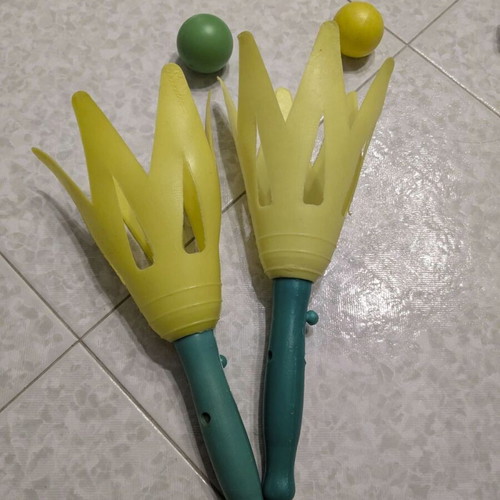Vintage Tulip Toy like new with ball