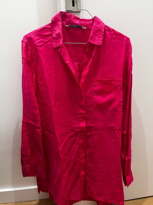 Fuchsia Zara shirt like new