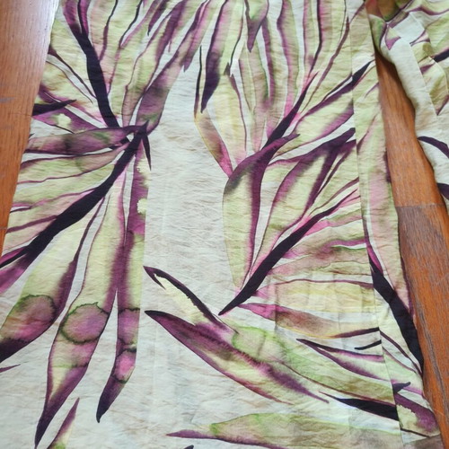 H&M colorful pants size M like new