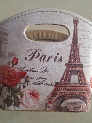 Small storage basket