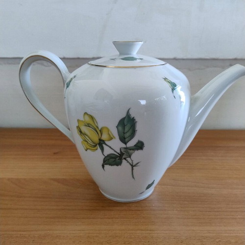 Porcelain teapot vintage like new, Thomas Germany