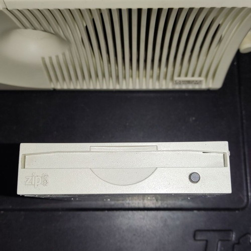 Iomega Zip Drive 250MB used, IDE and Atari