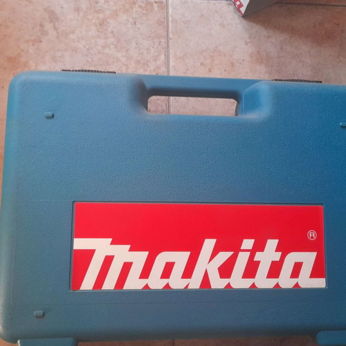 Makita Cordless Impact Drill 12V New with 2 Batteries and Charger