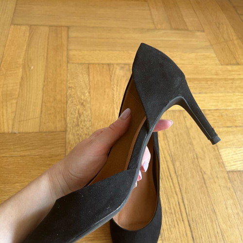 H&M pumps used, 8cm black suede, size 38