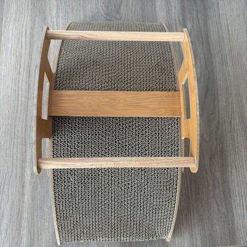 Cat Scratching Bed Like New, Wooden Brown