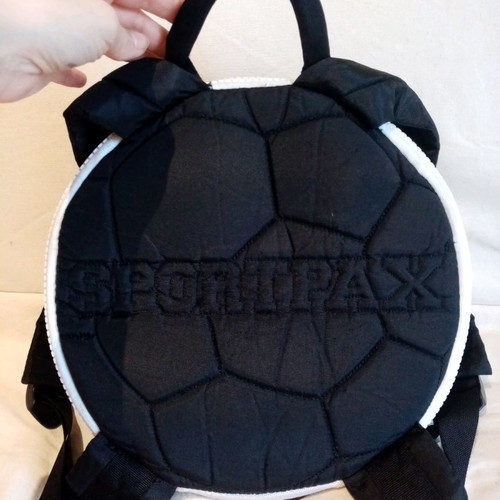 Sportpax backpack shaped like a ball like new